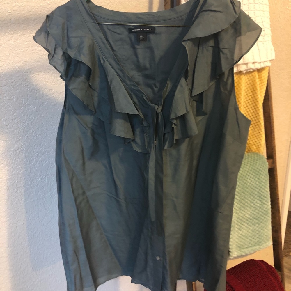 Green ruffle tank top